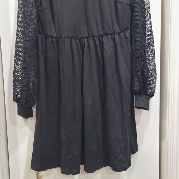 😳BUY 1,GET 2 FREE😳 NWT Black elastic waist, see through cuffed sleeves - Picture 2 of 5